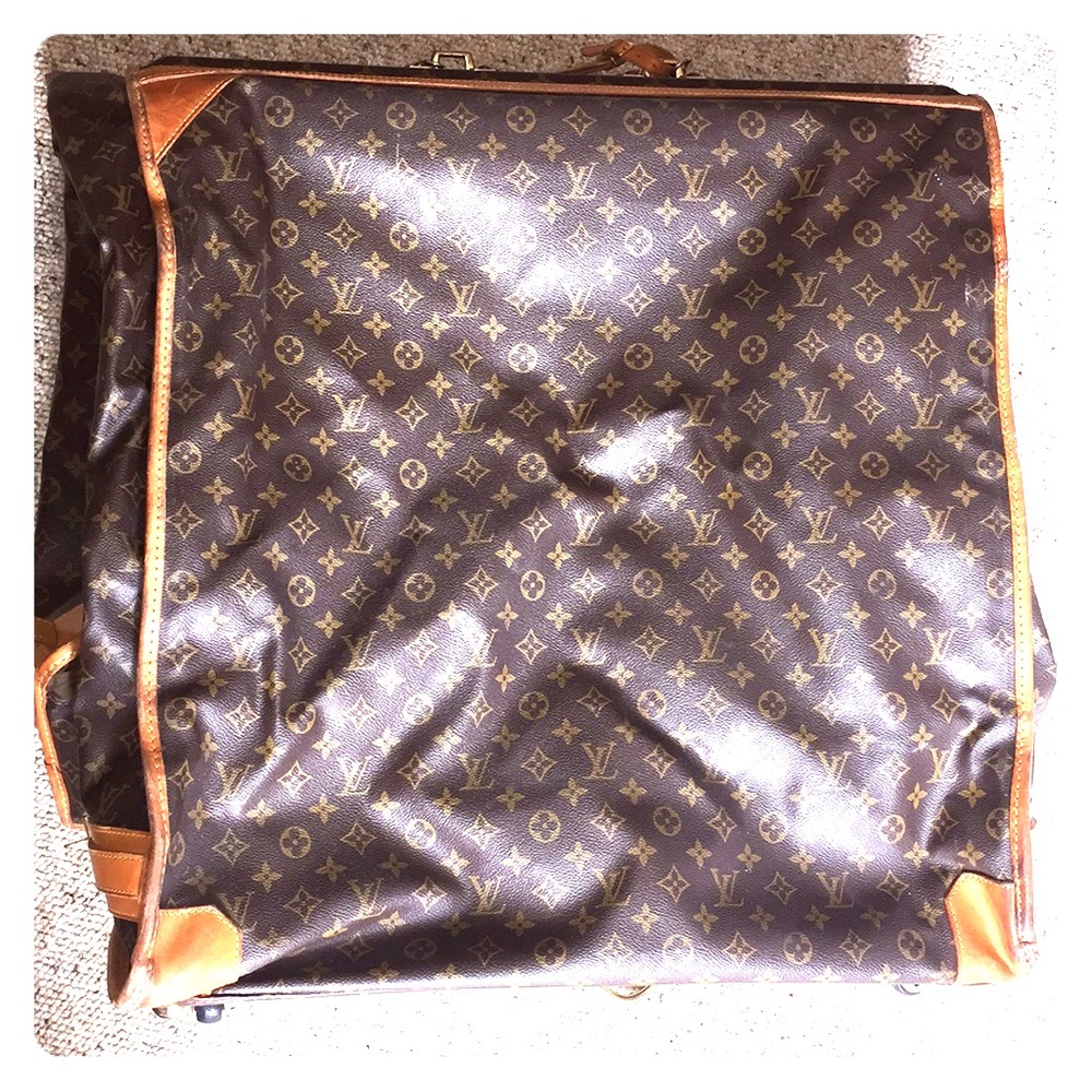 Louis Vuitton Vintage garment bag